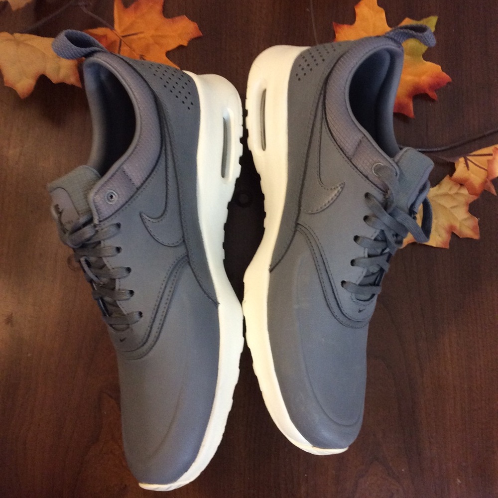 NEW NWT Air Max Thea PRM - Picture 4 of 6